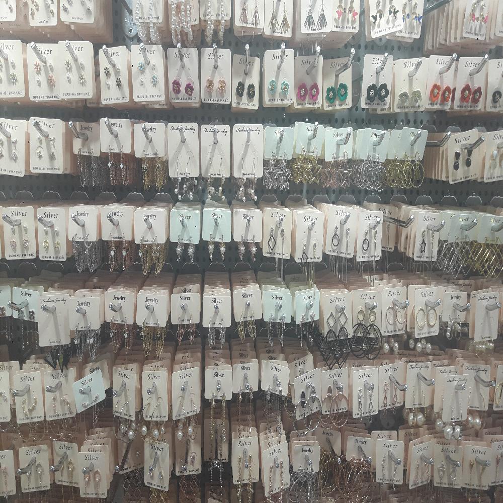 Products We Source - Fashion accessories