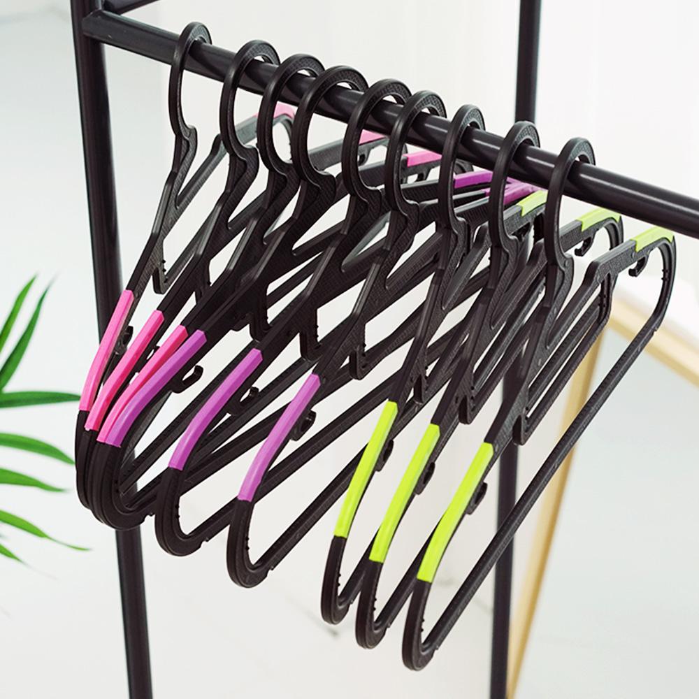 Bono Non-Slip Hanger