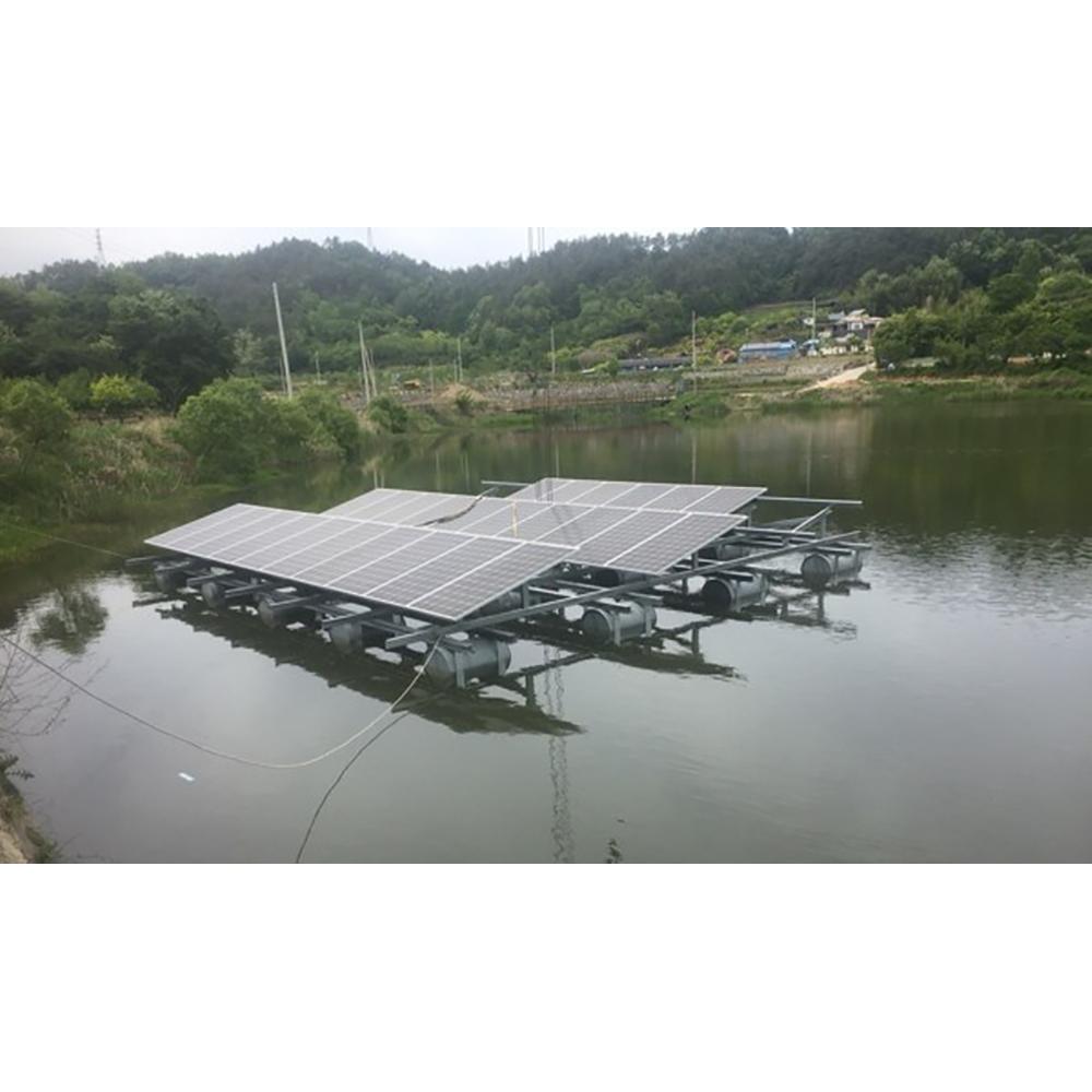 Floating solar power system