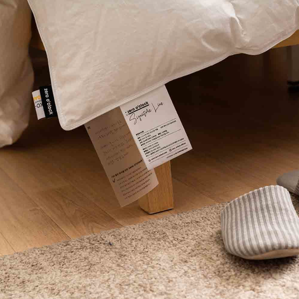 zero o'clock goose down Comforter (signature model)