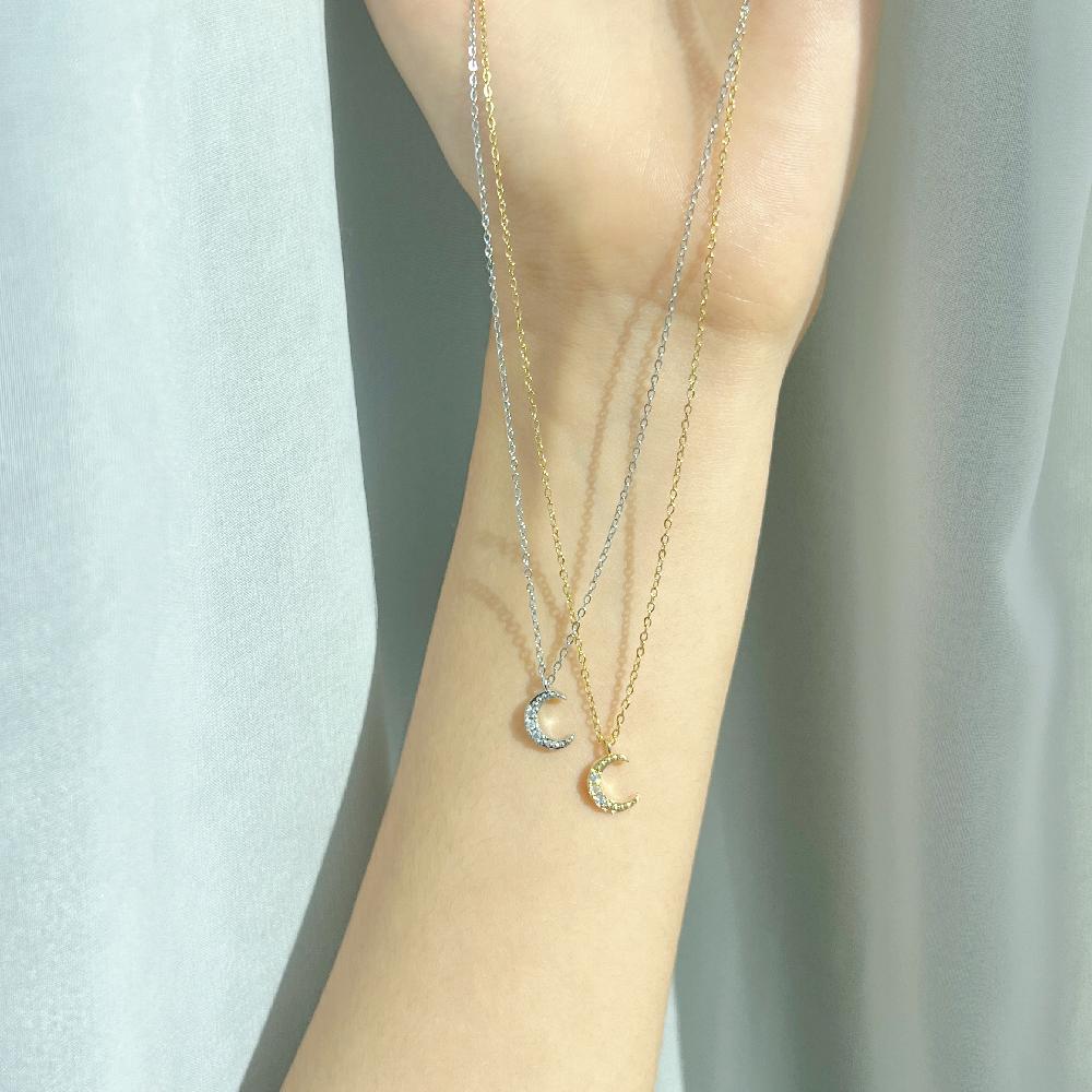 Crescent moon necklace(2 colors)
