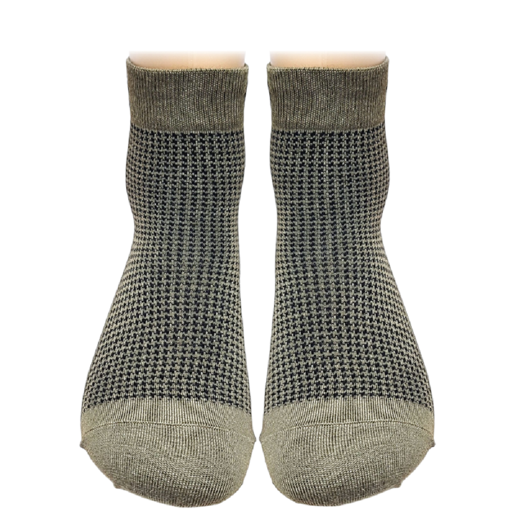 Functional Socks with Far-Infrared Radiation